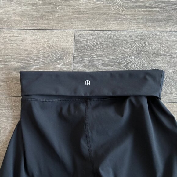 Lululemon Wunder Under Crop (Roll Down) - Picture 8 of 9